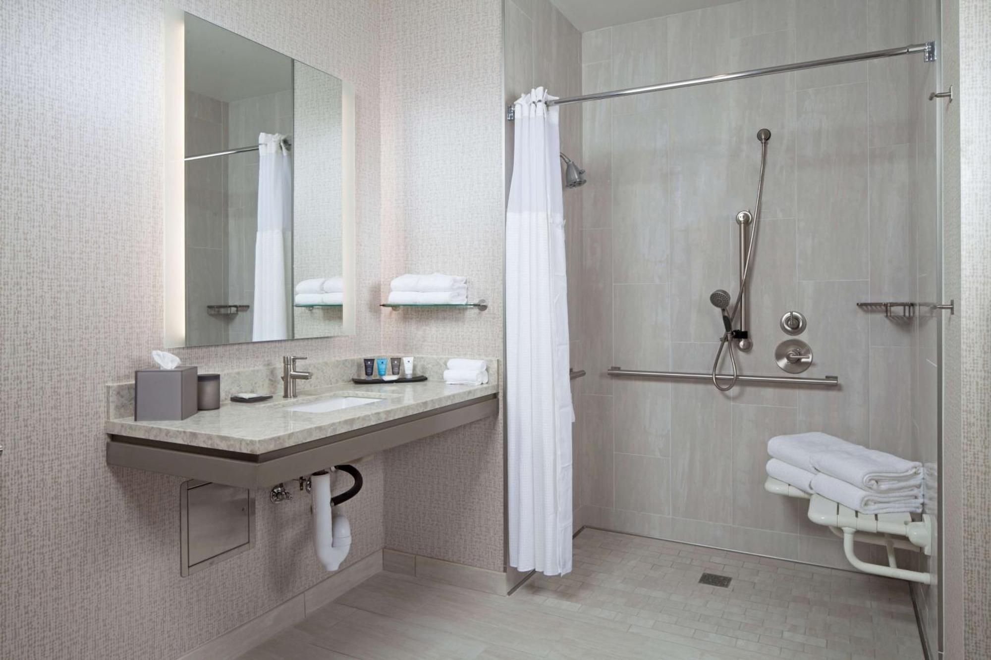 H Hotel Los Angeles, Curio Collection By Hilton Exterior foto